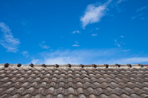 take from toproof,the roof is very old,not same the sky is very beautiful