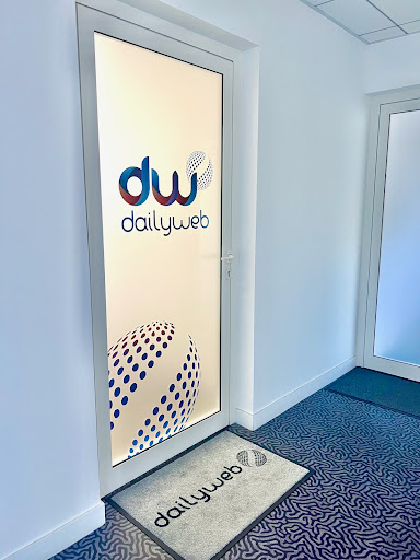 AF1QipP-cD6eyroiL5zEKqmzcwzQ6YUBZyHAj66m2UMV.jpeg