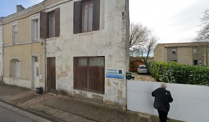 thumbnail-9932.jpeg